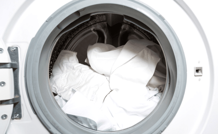 Al momento stai visualizzando Lavaggio lenzuola in lavatrice: come fare?