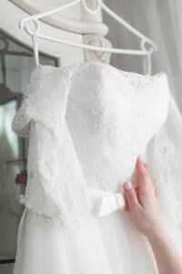 Lavare gli abiti da sposa 